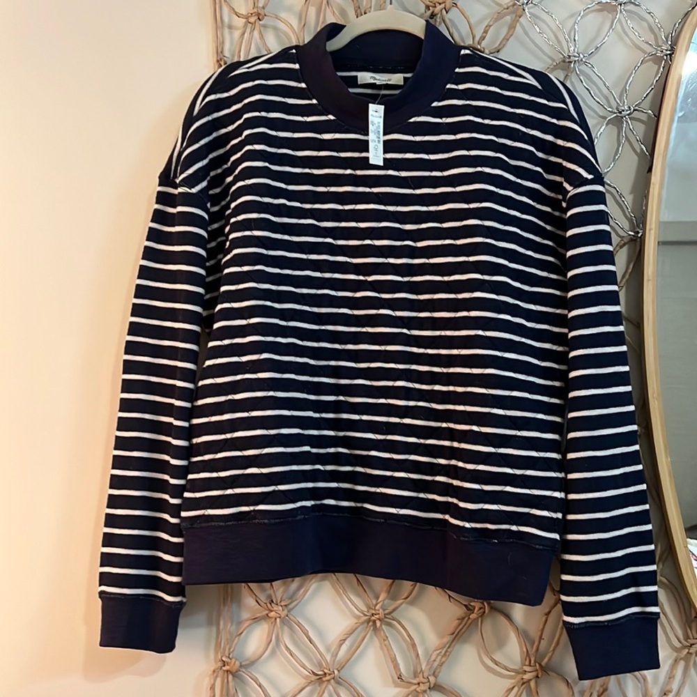 24” from shoulder to hem quilted yd stripe sweatshirt